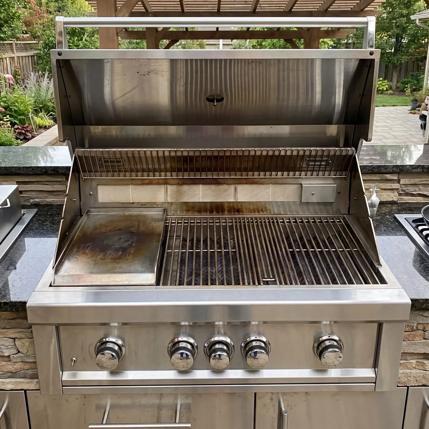 Pro-Sear Gas Grills